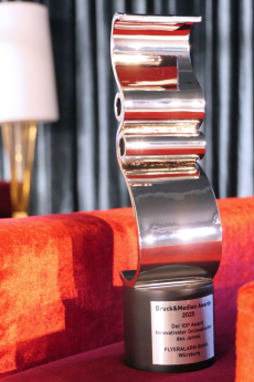 flyeralarm award - Flyeralarm: Auszeichnung bei Druck&amp;Medien Awards