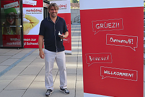 PromZ Product Premiere 09 neu - markeding Schweiz: Analog und digital