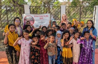 bangladesch v 320x211 - Daiber und Fare: Engagement in Bangladesch
